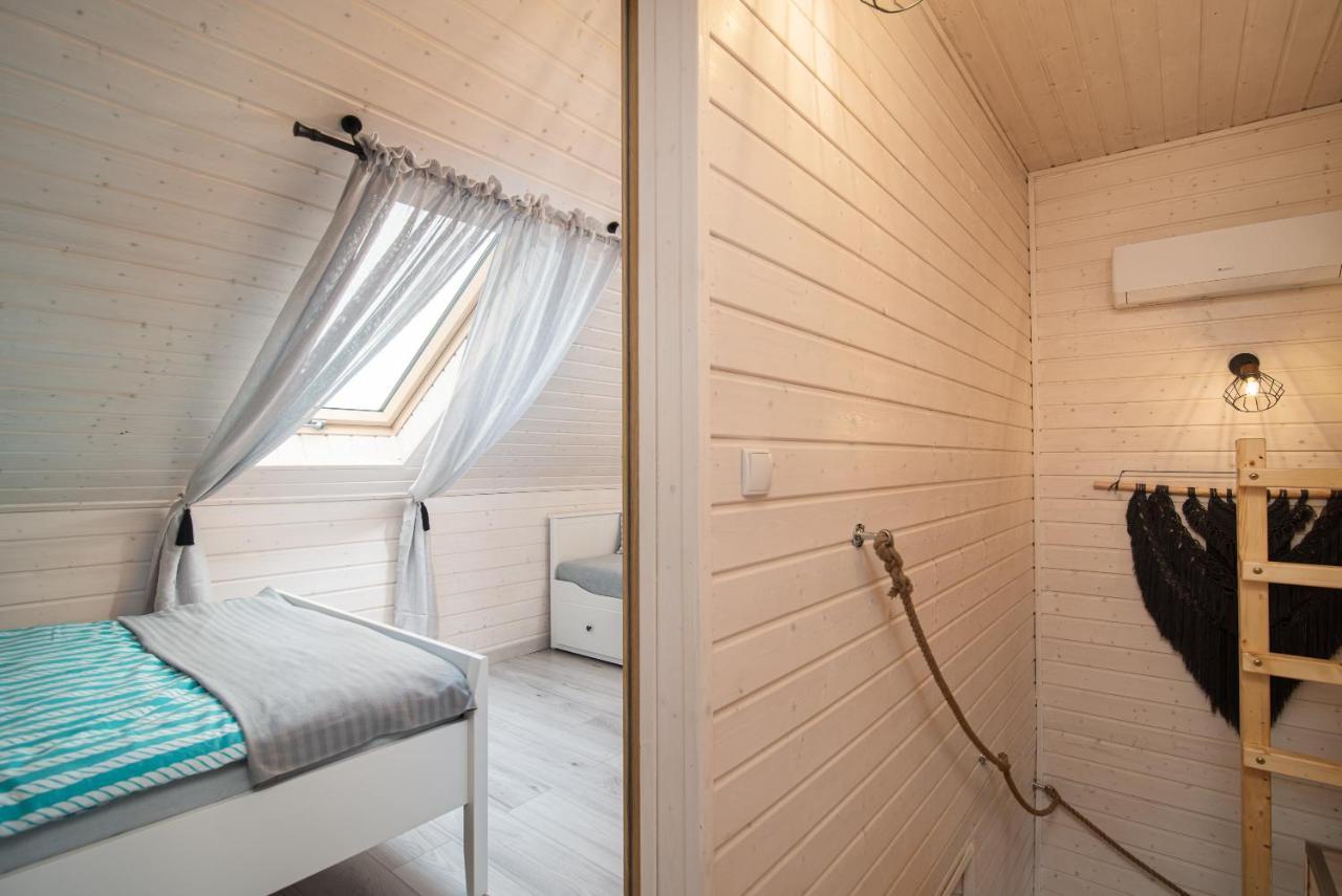 Domki Jelonek - Caloroczne, Ogrzewane, Klimatyzowane Wladyslawowo Bagian luar foto